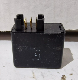 relè frecce suzuki gsr 600 066500-6250